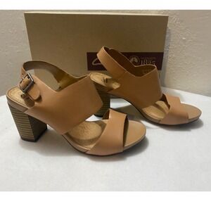 Clarks Women Banoy Tulia Beige Leather Block Heel Slingback Sandals Size 6W